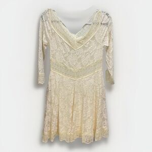 Intimately FREE PEOPLE Women Size Small Tea Drop Long Sleeve Cream Lace Dress